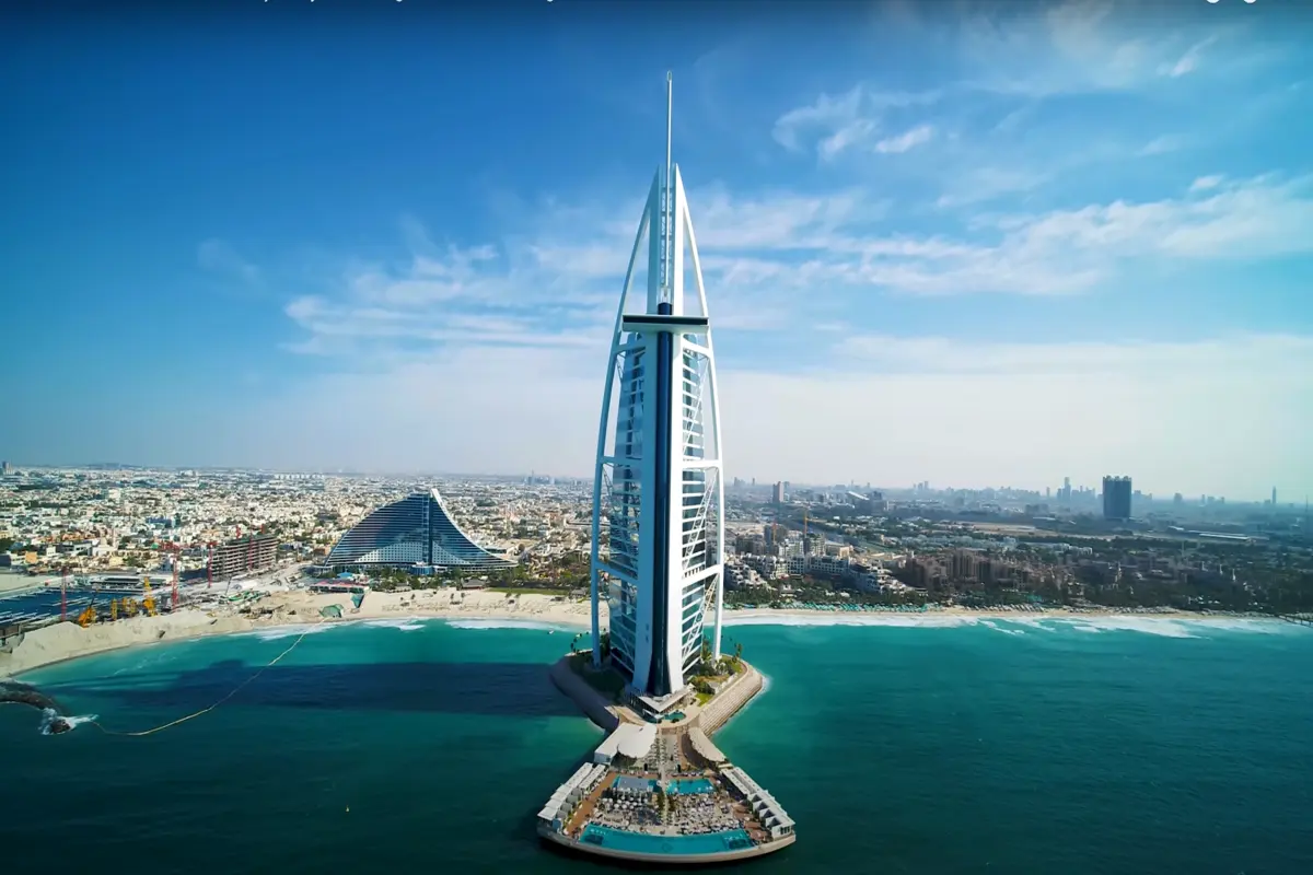 Dubai'de Çalışma ve Tatil: Seçkin Konutlarda Lüks Yaşam Tarzı