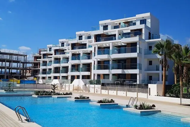 Strandnahe Apartments in Denia, Costa Blanca: Luxuriöses Wohnen an der Küste-3