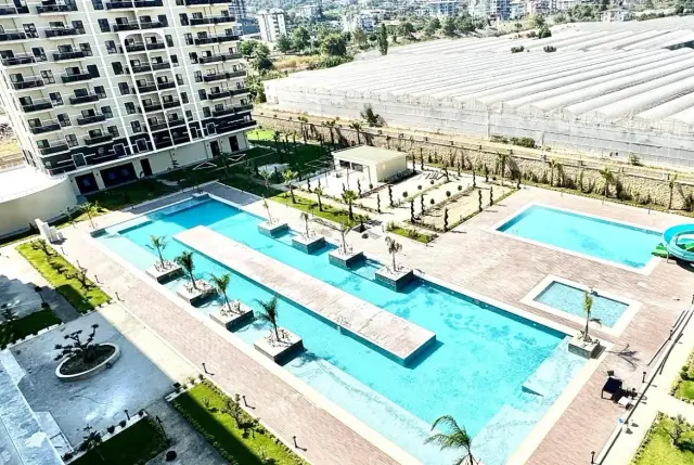 Wohnungen mit Meer- und Poolblick in Alanya Demirtaş-5