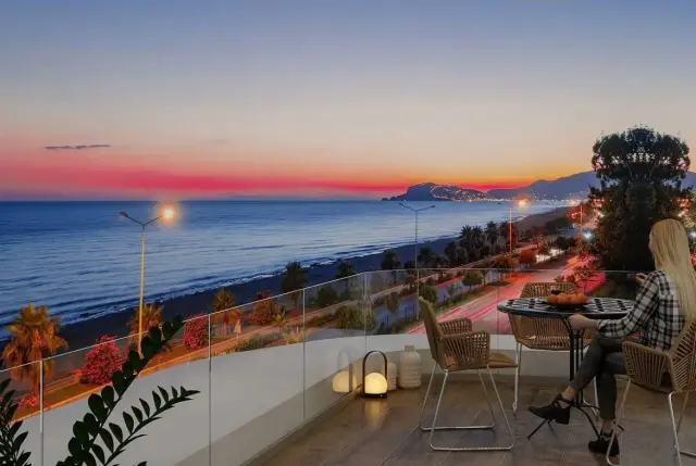 Wohnungen in einer Anlage direkt am Meer in Alanya Kestel-4