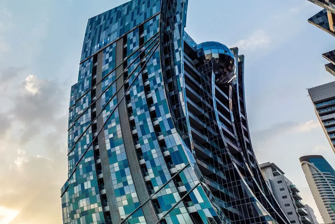 Luxuswohnungen in Dubai mit Pagani Design-1
