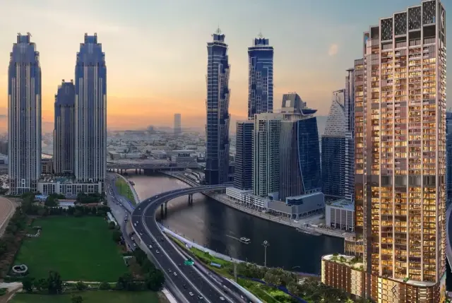 Business Bay Kanal Manzaralı Lüks Dubai Daireler-2