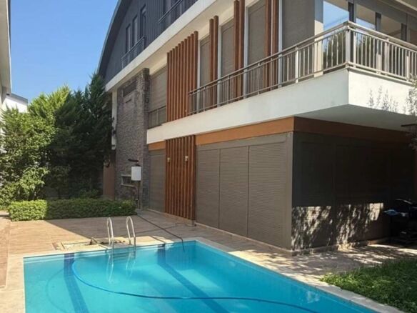 Luxusvilla mit privatem Pool in Antalya Konyaaltı-1