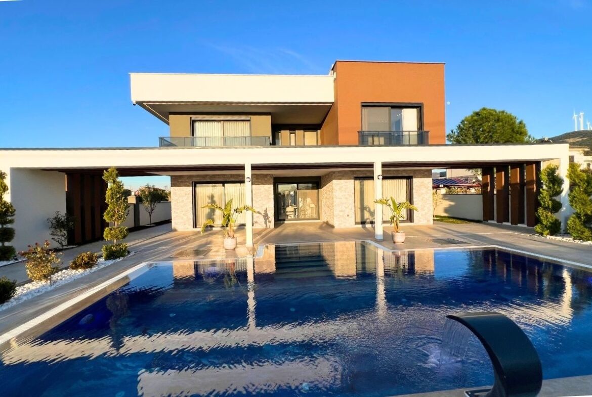 Luxusvilla mit privatem Pool und Smart Home in Didim-2