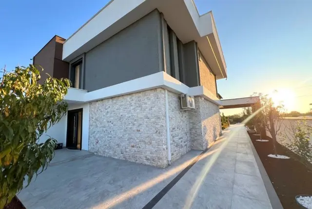 Luxusvilla mit privatem Pool und Smart Home in Didim-7