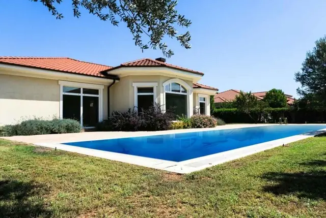 Döşemealtı Altınkale'de Özel Havuzlu Satılık Villa-2