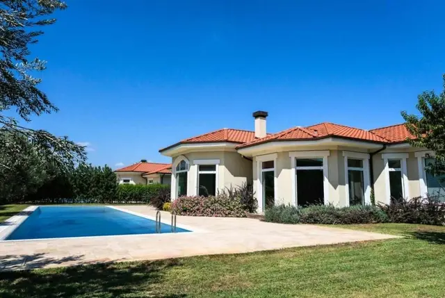 Döşemealtı Altınkale'de Özel Havuzlu Satılık Villa-3