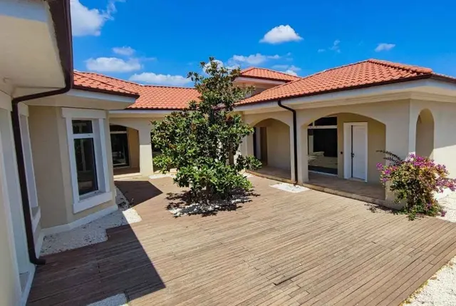 Villa in Döşemealtı Altınkale zum Verkauf mit privatem Pool-7