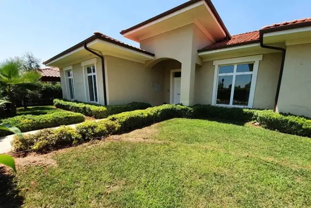 Villa in Döşemealtı zum Verkauf auf einem 1.200 m² großen Privatgrundstück-6