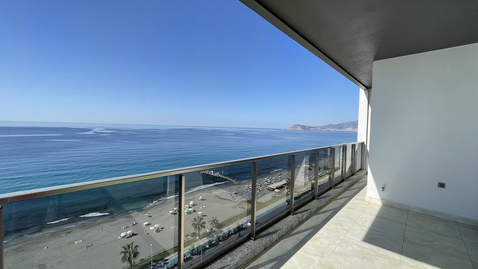 ayt-01450-seafront-real-estate-within-complex-in-alanya-mahmutlar-te-12