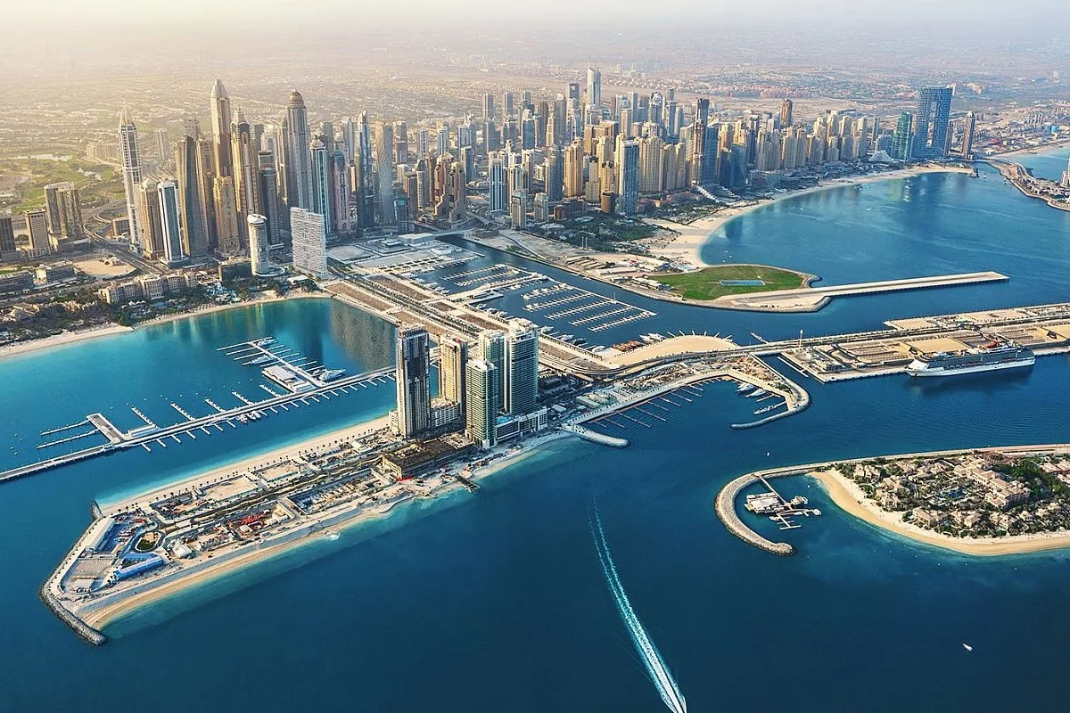DAMAC Bay 2 at Dubai Harbour designed by Cavalli, presenting a bold branded waterfront residential development