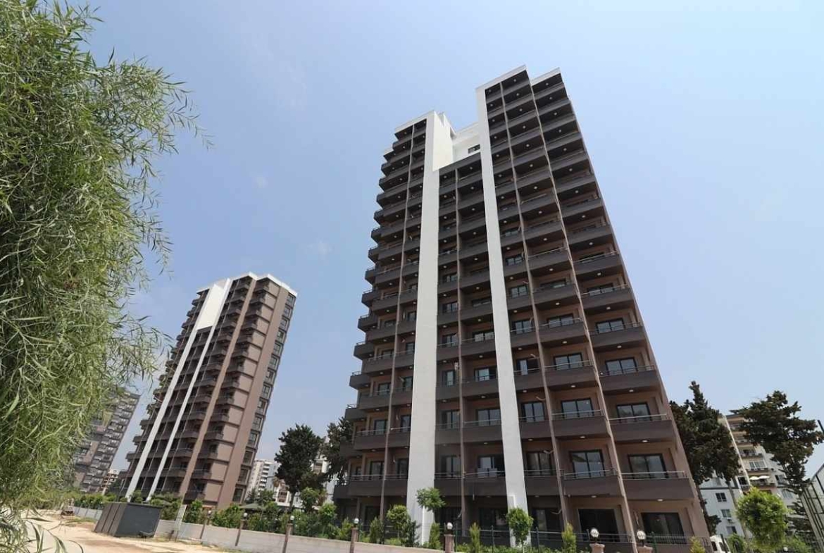 sea view apartments for sale in Mersin Mezitli near the beach with communal pool and ready to move