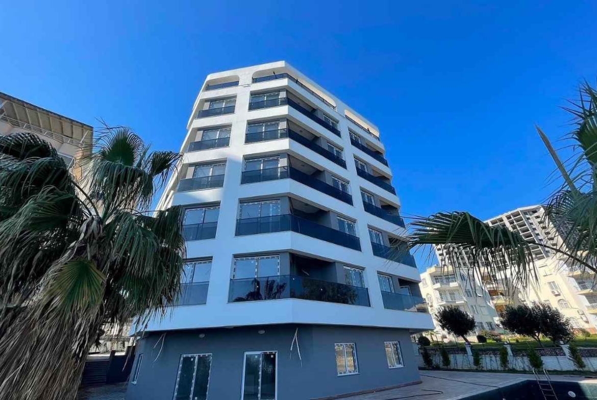 Seafront apartments in Mersin with private pier, sea views and communal pool