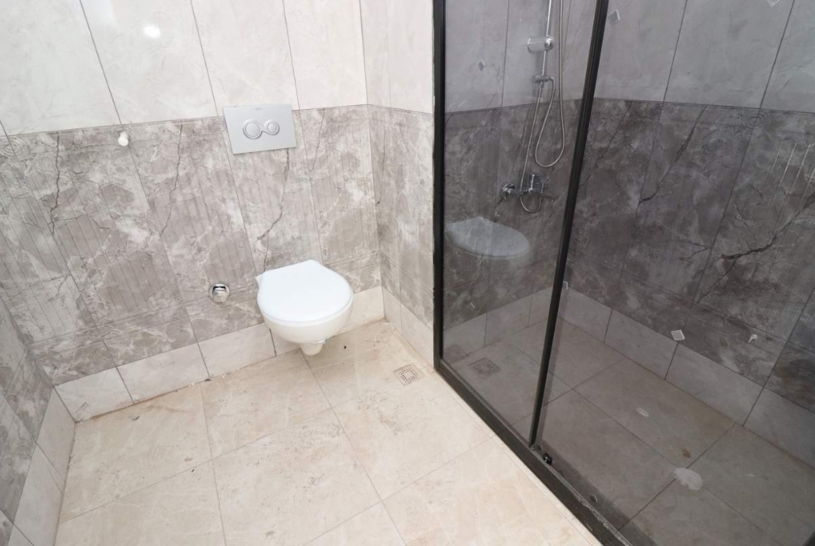 sea view apartments for sale in Mersin Erdemli near the beach with communal pool and modern