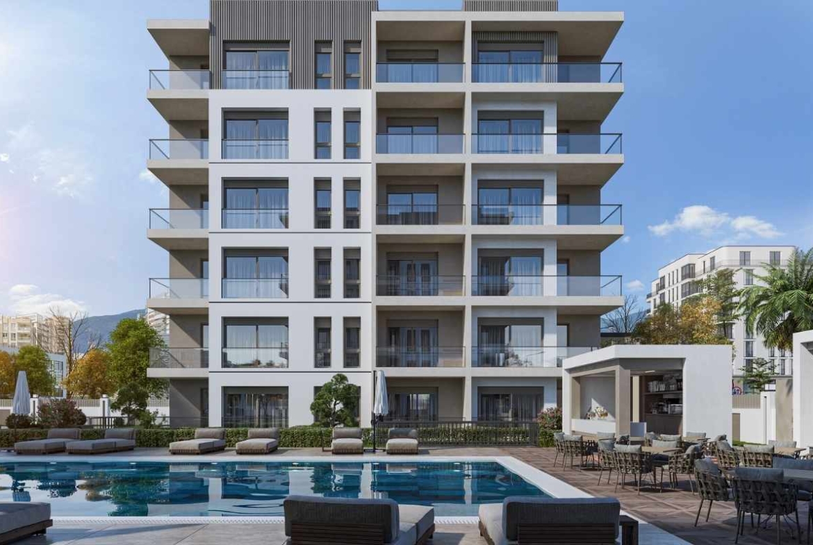 hotel concept apartments for sale in Antalya Altıntaş with swimming pool reception fitness sauna and investment potential